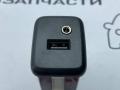 разъем AUX / USB Chevrolet Equinox 3 поколение 2018, 1.5 л., бензин, АКПП, 13591084 - фото №2