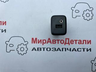 разъем AUX / USB GMC Terrain 2 поколение (2017 - 2025), 13591084
