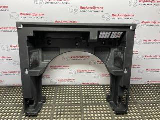 корыто пластиковое GMC Terrain 2 поколение (2017 - 2025), 84132303