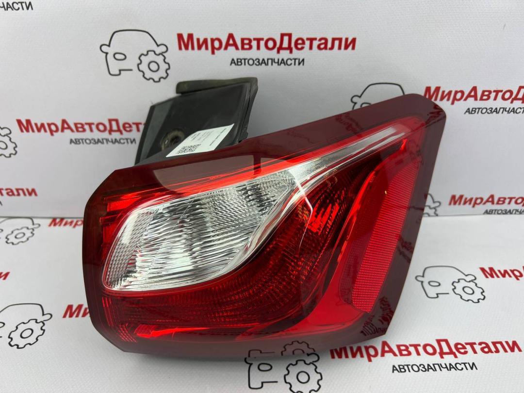 фонарь задний правый Chevrolet Equinox 3 поколение 2018, 1.5 л., бензин, АКПП, 19418087 - фото №1