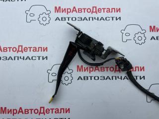 замок капота Chevrolet Equinox 3 поколение 2018, 1.5 л., бензин, АКПП, 84300383