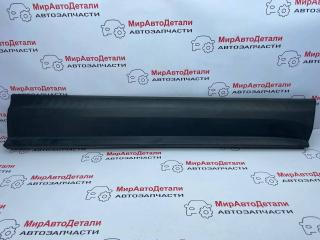 молдинг двери передней правой Chevrolet Equinox 3 поколение 2018, 2.0 л., бензин, АКПП, 84163362