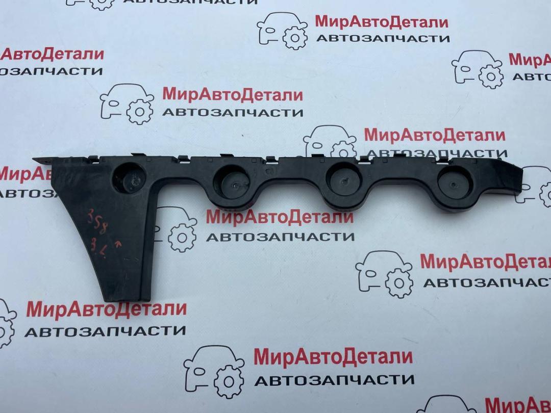 Крепление бампера заднего Chevrolet Equinox 3 поколение 2018, 1.5 л., бензин, АКПП, 23462888 - фото №1