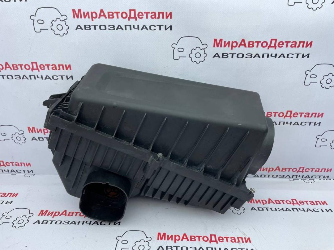 корпус воздушного фильтра Alfa Romeo Stelvio 1 поколение, 2.0 л., бензин, 50546941 - фото №1