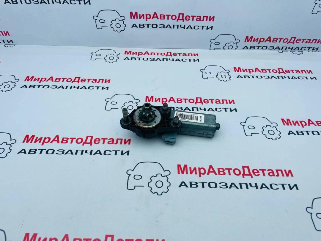 моторчик регулировки сиденья GMC Terrain 2 поколение 2018, 2.0 л., бензин, АКПП, D384102, 13513114 - фото №1