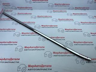 молдинг двери передней правой Chevrolet Equinox 3 поколение 2018, 1.5 л., бензин, АКПП