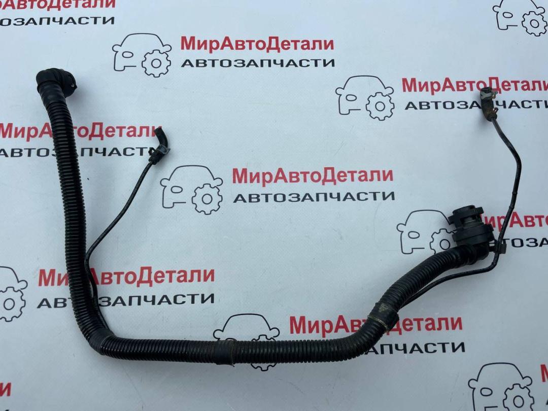 патрубок вентиляции картера Chevrolet Trax 1 поколение (2013 - 2017), 1.4 л., бензин, 25193342 - фото №1