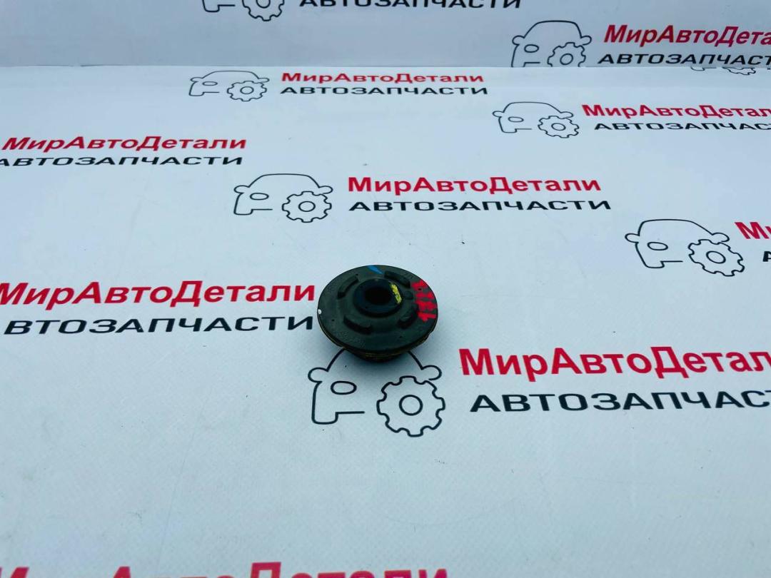 опора радиатора Chevrolet TrailBlazer 3 поколение (2019 - 2025), 84142648 - фото №1