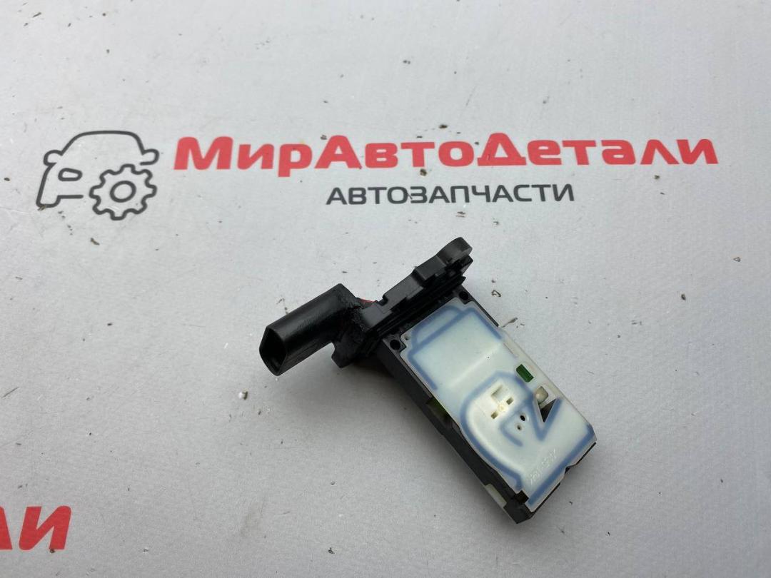 расходомер воздуха Buick Encore GX 1 поколение (2019 - 2025), 1.3 л., бензин, 55505735 - фото №1