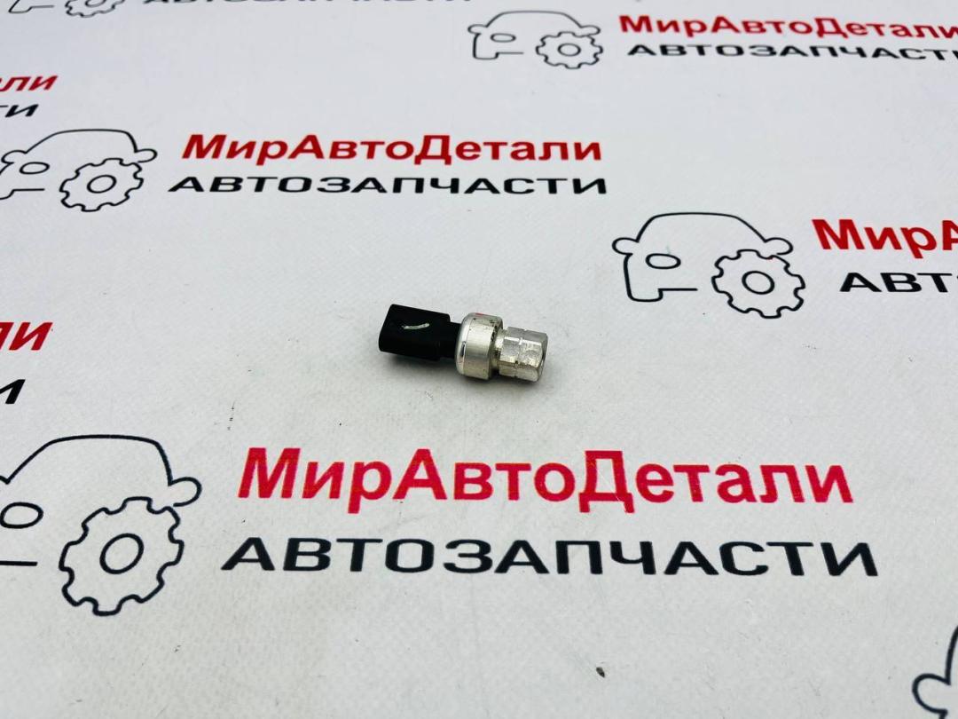 датчик кондиционера Chevrolet TrailBlazer 3 поколение (2019 - 2025), 13511536 - фото №1