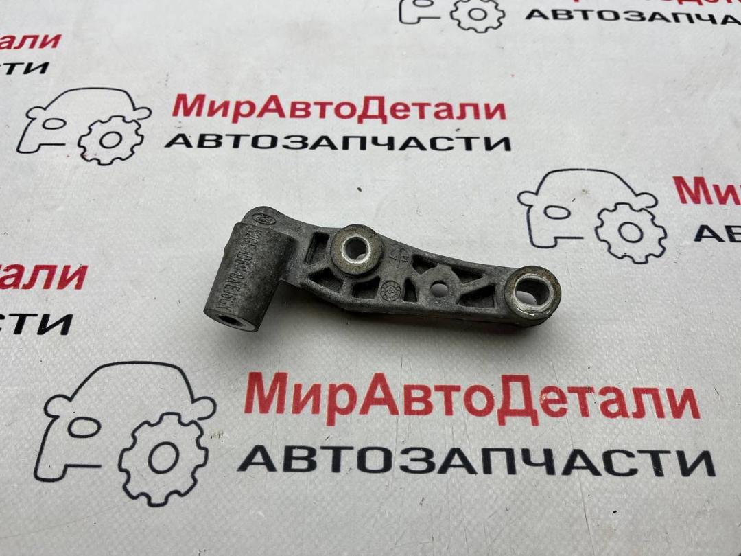 кронштейн генератора Lincoln Nautilus 1 поколение, 2.0 л., бензин, K2GE8D611BA - фото №1