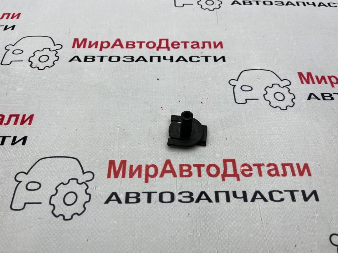 кронштейн радиатора Chevrolet Equinox 3 поколение 2018, 1.5 л., бензин, АКПП, 170419 - фото №1