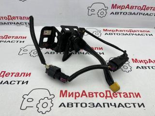 замок капота Chevrolet Equinox 3 поколение 2018, 1.5 л., бензин, АКПП, 84300383