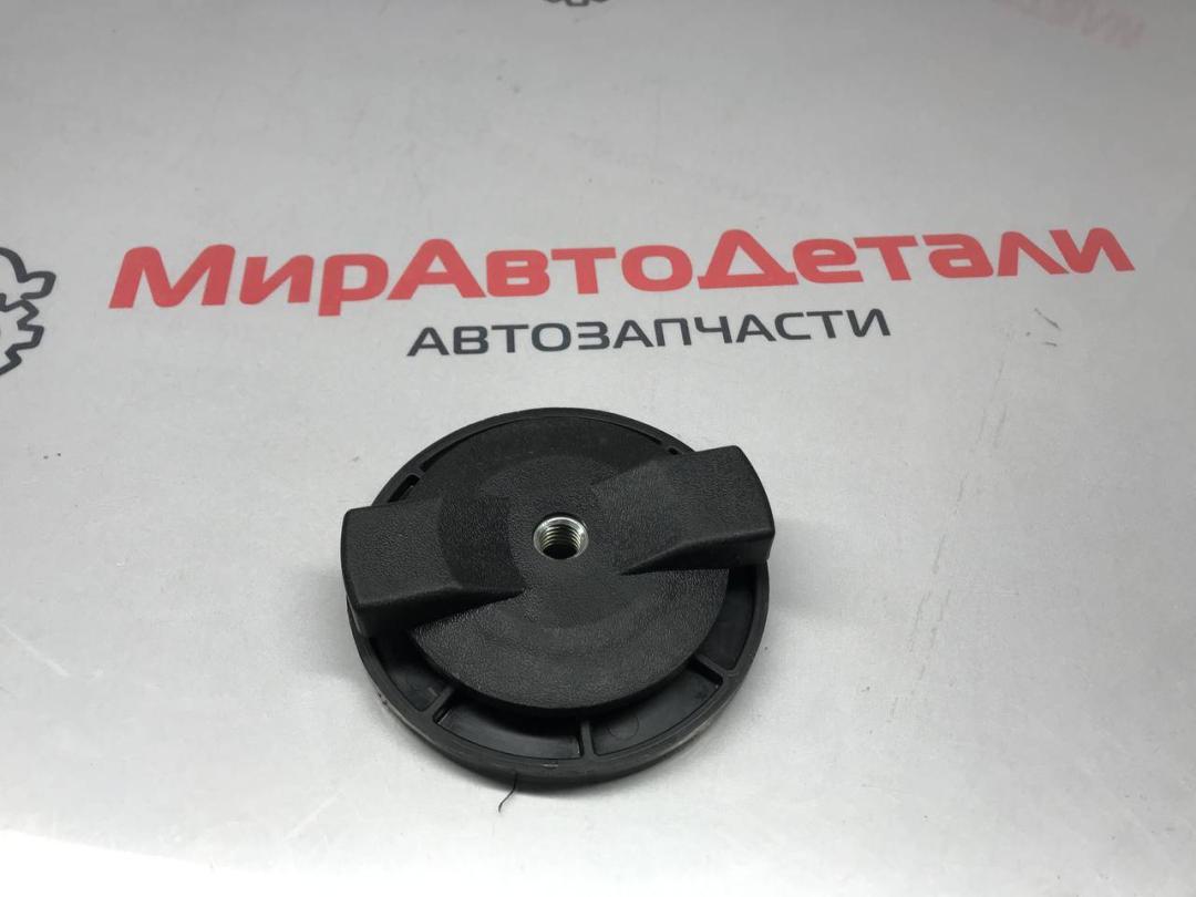 крепление запаски Buick Encore GX 1 поколение 2019, 1.2 л., бензин, АКПП - фото №1