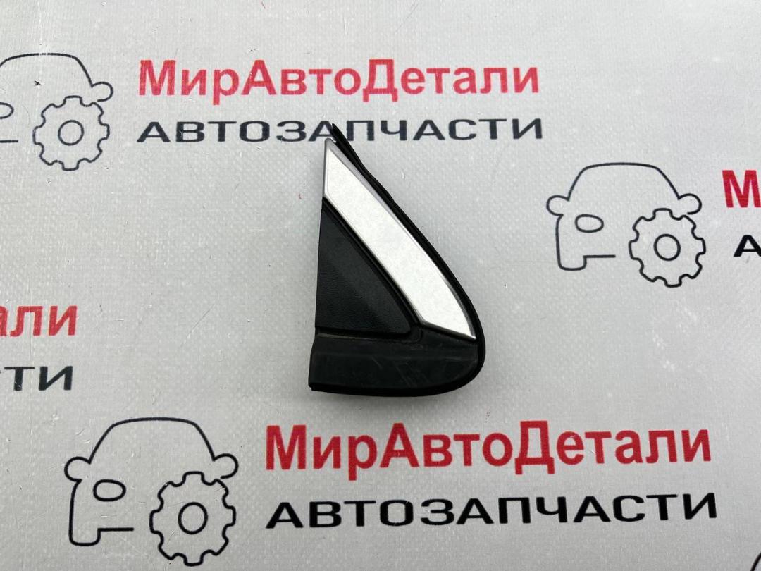 Накладка крыла (уголок зеркала) переднего правого GMC Terrain 2 поколение 2020, 1.5 л., бензин, АКПП, 84107337 - фото №1