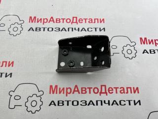 кронштейн радиатора Alfa Romeo Giulia 2 поколение 2018, 2.0 л., бензин, АКПП