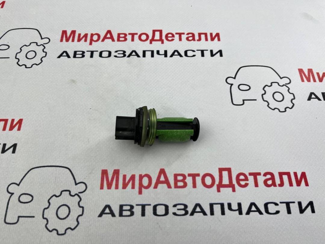 датчик уровня омывающей жидкости Buick ENVISION 2 поколение - фото №1