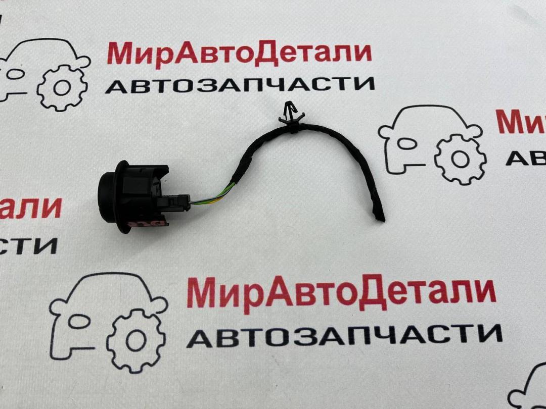 кнопка открытия багажника Chevrolet TrailBlazer 3 поколение (2019 - 2025), 23161707 - фото №1