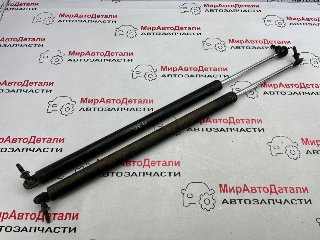 амортизатор крышки багажника (3-5 двери) Dodge Grand caravan 3 поколение (1995 - 2000), 04675806AC - фото №1