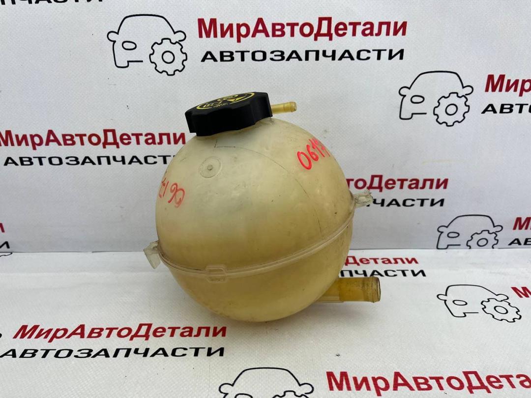 бачок расширительный Cadillac XT6 1 поколение (2019 - 2025), бензин, 23386455 - фото №1