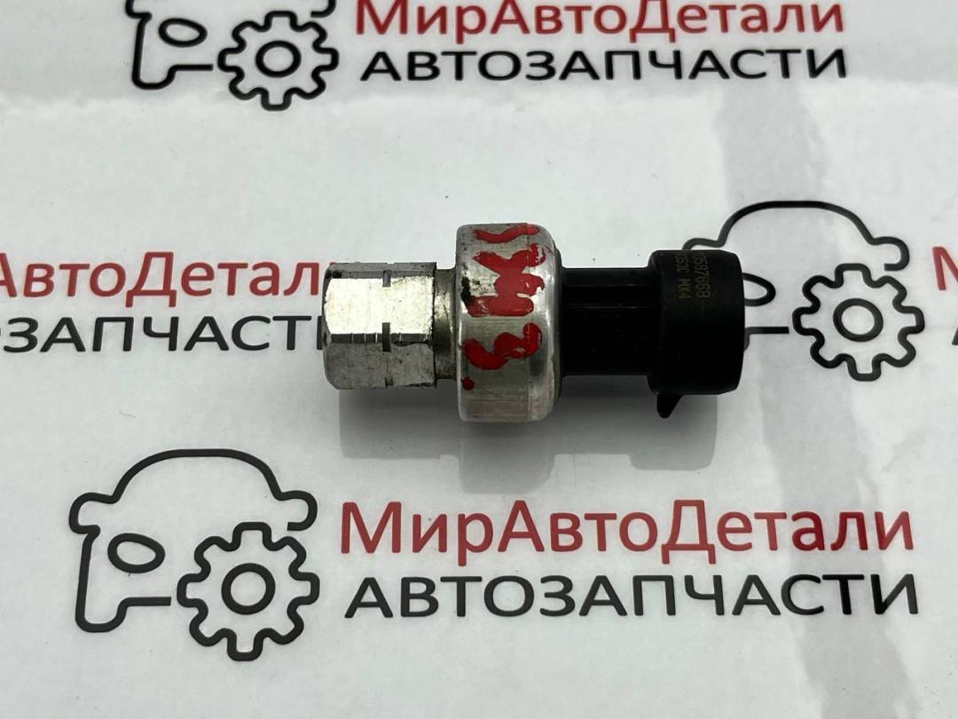 датчик кондиционера Chevrolet Bolt 1 поколение, 13587668 - фото №1