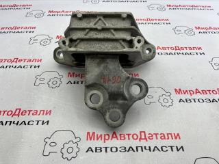 подушка крепления КПП Chevrolet Equinox 3 поколение (2017 - 2025), 1.5 л., бензин, 84157570