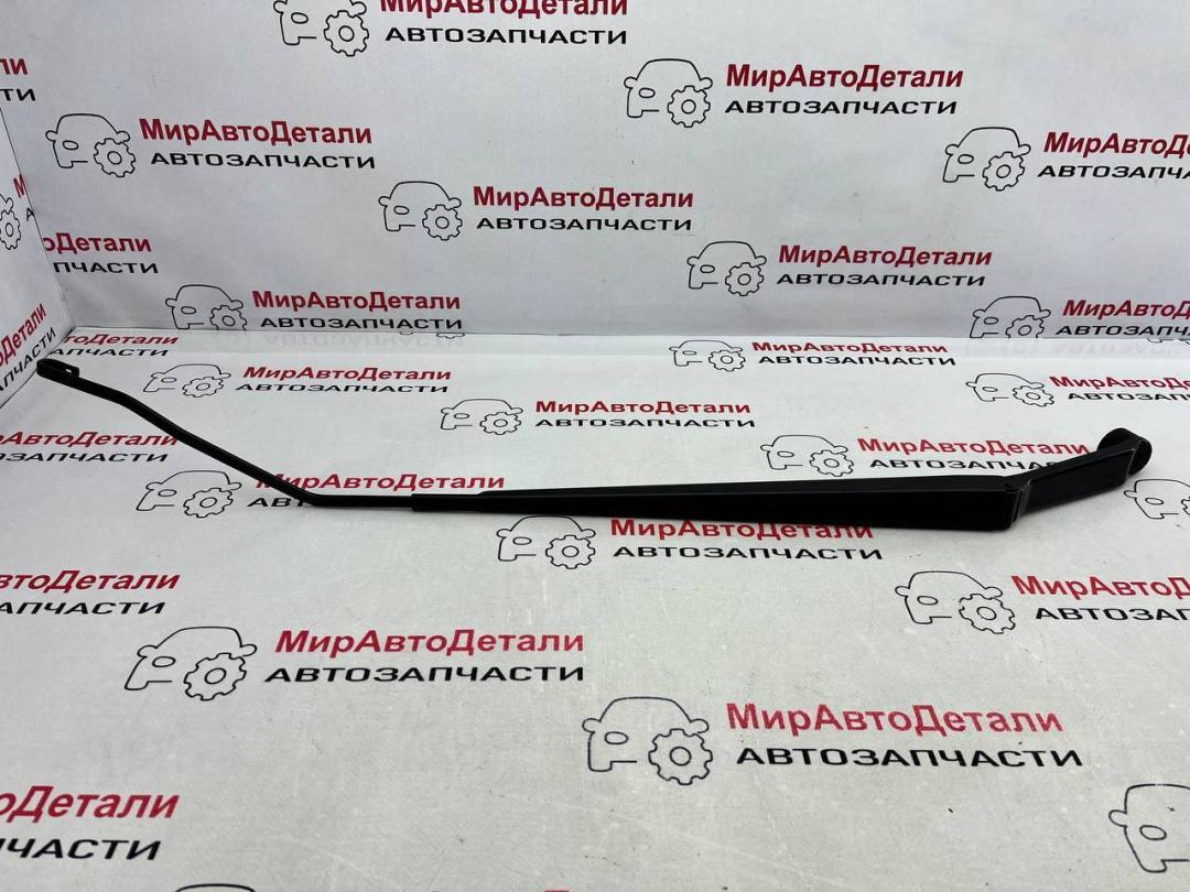 щеткодержатель (поводок стеклоочистителя, дворник) Suzuki SX4 1 поколение 2009 - фото №1