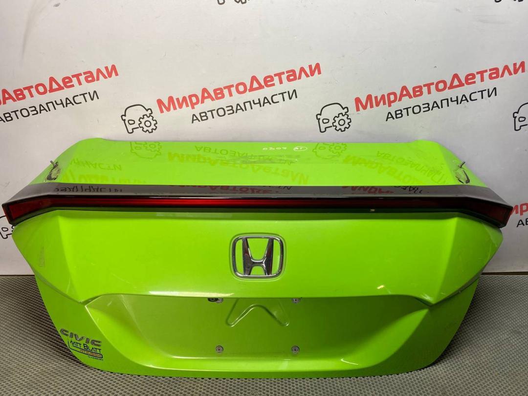 крышка багажника (дверь 3-5) Honda Civic 10 поколение 2016, 1.5 л., бензин, АКПП, купе - фото №1