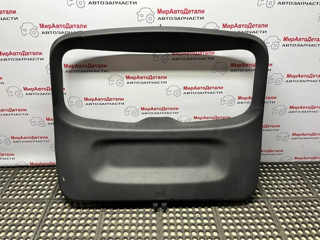 обшивка крышки багажника Chevrolet Equinox 3 поколение 2019, 2.0 л., бензин, АКПП, 84580975 - фото №1