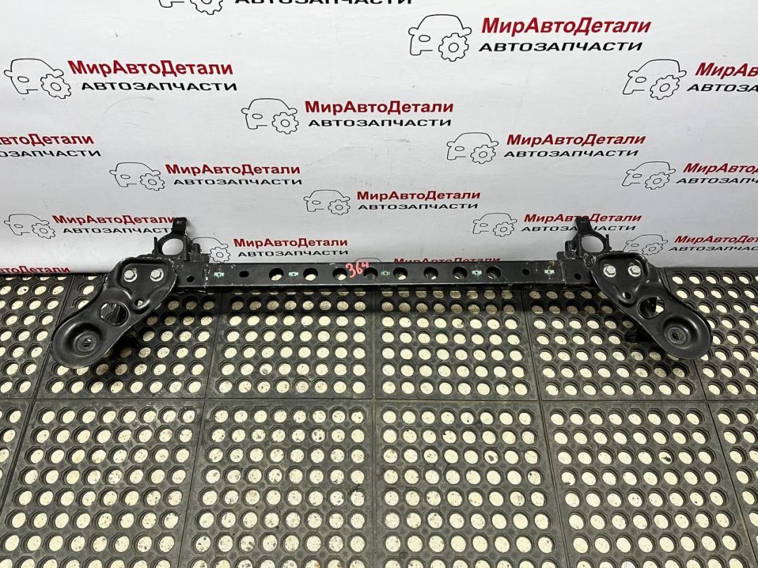 балка под радиатор Cadillac XT4 1 поколение, 23371273 - фото №1