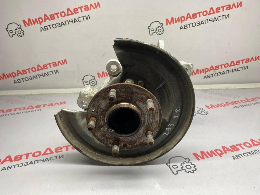 кулак задний правый Honda Civic 10 поколение 2017, 2.0 л., бензин, седан - фото №1