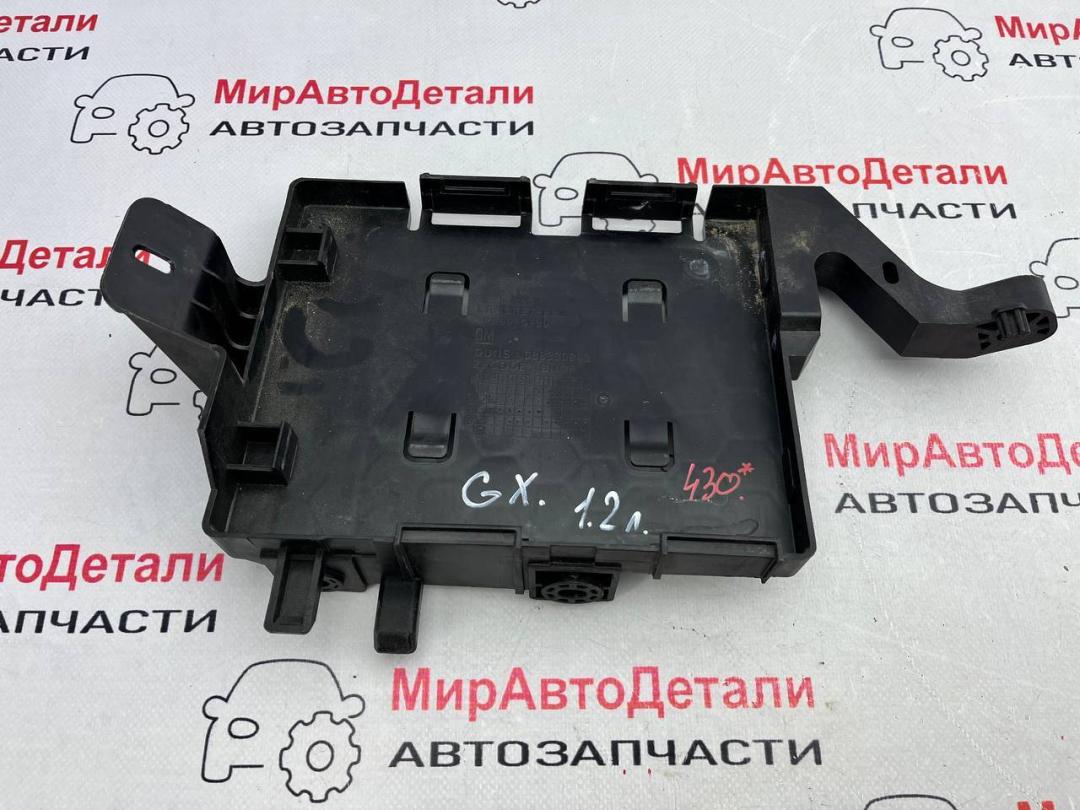 кронштейн (крепление) Buick Encore GX 1 поколение 2023, 1.2 л., бензин, АКПП, 42766893 - фото №1