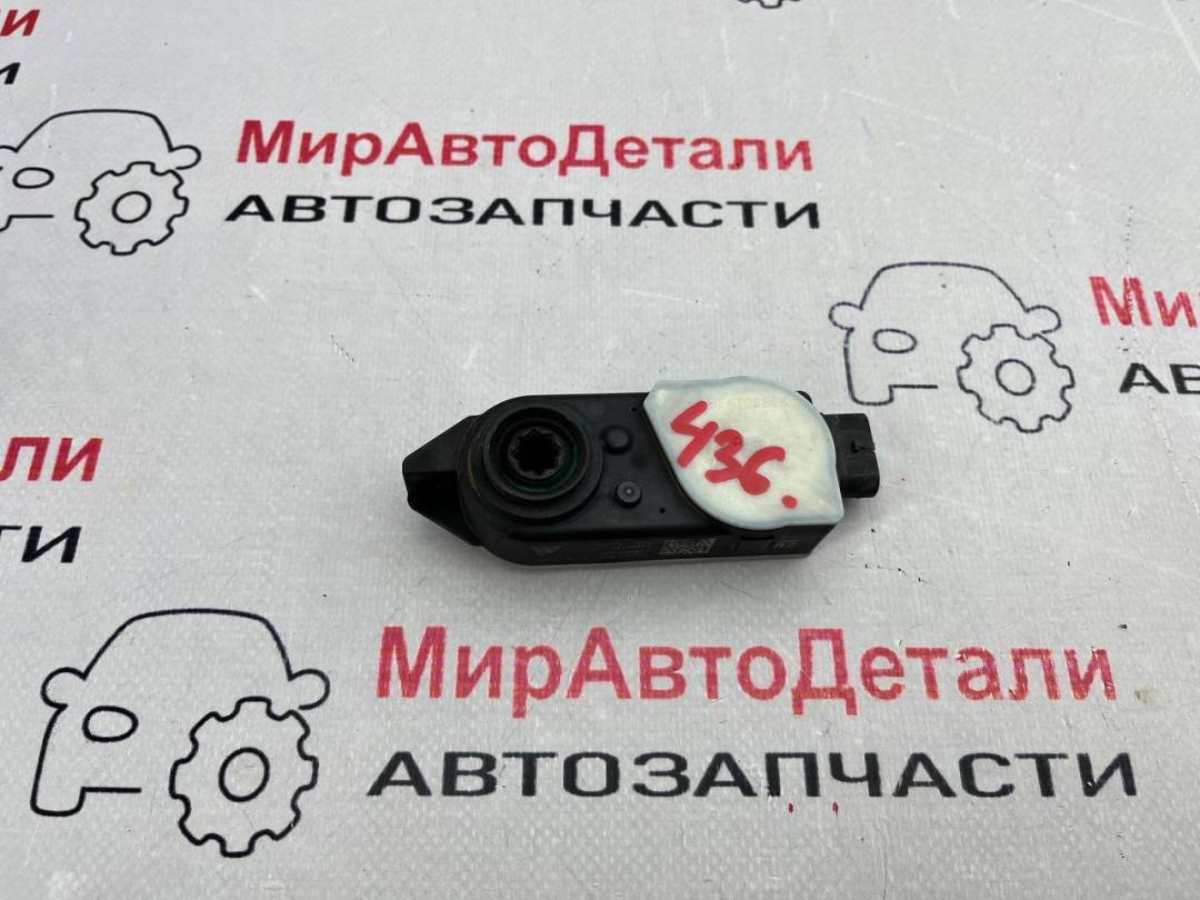 Моторчик жалюзи Chevrolet Traverse 2 поколение (2017 - 2025), 3.6 л., бензин, 84460246 - фото №1