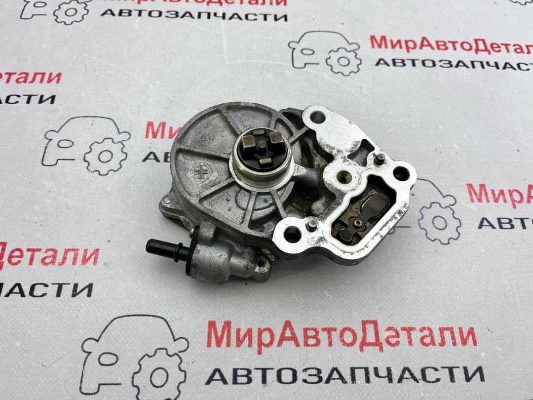 насос вакуумный Chevrolet Equinox 3 поколение (2017 - 2025), 1.5 л., бензин, 12704586 - фото №1