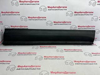 молдинг двери передней правой Chevrolet Equinox 3 поколение 2018, 1.5 л., бензин, АКПП, 84163362