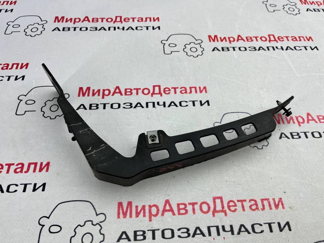 Крепление бампера заднего Buick Encore GX 1 поколение 2020, 1.2 л., бензин, АКПП, 42664208 - фото №1