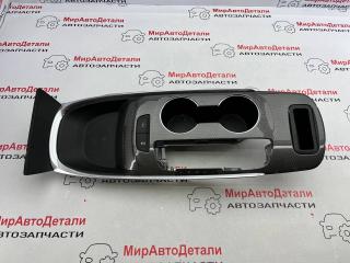 консоль салона Chevrolet Malibu 9 поколение [рестайлинг] 2019, 1.5 л., бензин, АКПП, 23471965