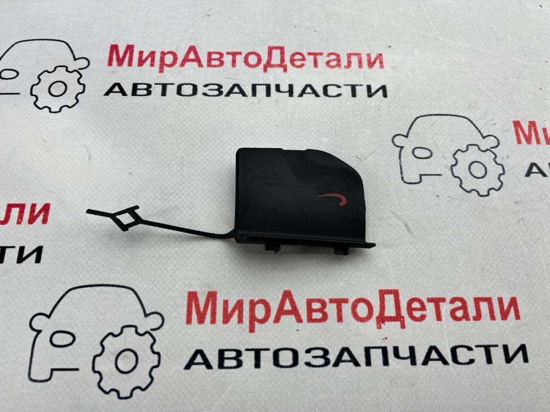 Заглушка (решетка) в бампер задний Buick Encore GX 1 поколение 2021, 1.2 л., бензин, АКПП, 42598764 - фото №1