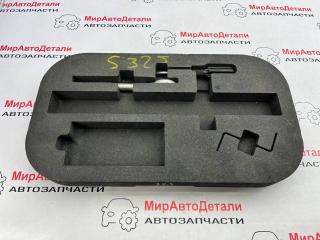 пол багажника Alfa Romeo Stelvio 1 поколение 2018, 2.0 л., бензин, АКПП, 50541686