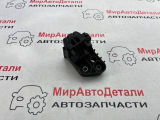 кронштейн радиатора Alfa Romeo Stelvio 1 поколение, 2.0 л., 00505426850