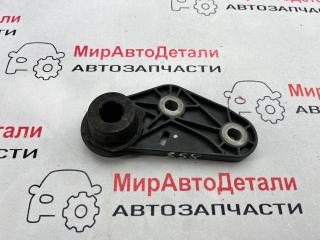 кронштейн глушителя Chevrolet Equinox 3 поколение 2018, 1.5 л., бензин, АКПП, 84205378