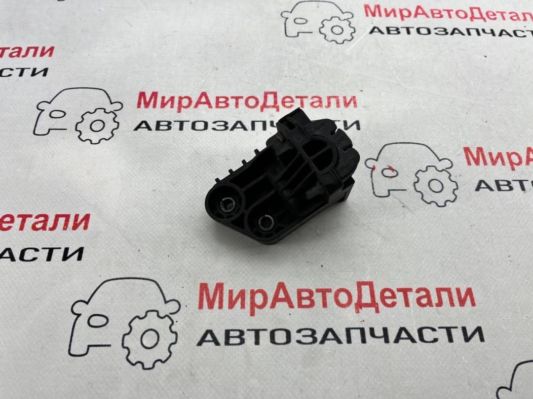 кронштейн радиатора Alfa Romeo Stelvio 1 поколение, 2.0 л., бензин, 00505426860 - фото №1