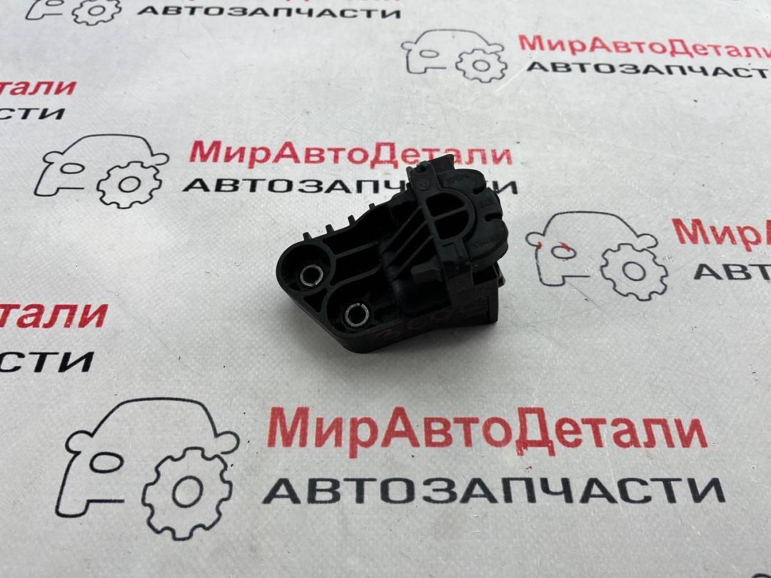 кронштейн радиатора Alfa Romeo Giulia 2 поколение, 2.0 л., бензин, 00505426860 - фото №1