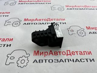 кронштейн радиатора Alfa Romeo Stelvio 1 поколение, 2.0 л., 00505426850