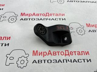 кронштейн радиатора GMC Terrain 2 поколение 2020, 1.5 л., бензин, АКПП, 84164531