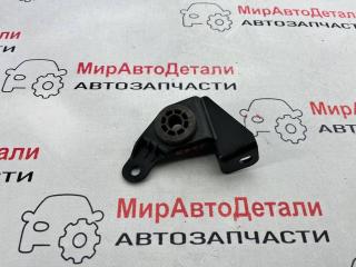 кронштейн радиатора Chevrolet Malibu 9 поколение [рестайлинг] 2019, 1.5 л., бензин, АКПП, 84258382