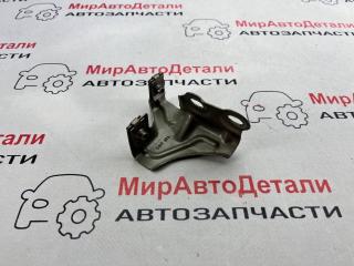 крепление ( кронштейн ) крыла Chevrolet Equinox 3 поколение 2018, 2.0 л., бензин, АКПП