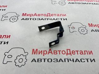 крепление ( кронштейн ) крыла Chevrolet Equinox 3 поколение 2019, 1.5 л., бензин, АКПП