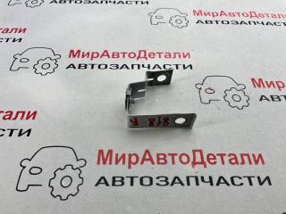 крепление ( кронштейн ) крыла Chevrolet Equinox 3 поколение 2018, 1.5 л., бензин, АКПП