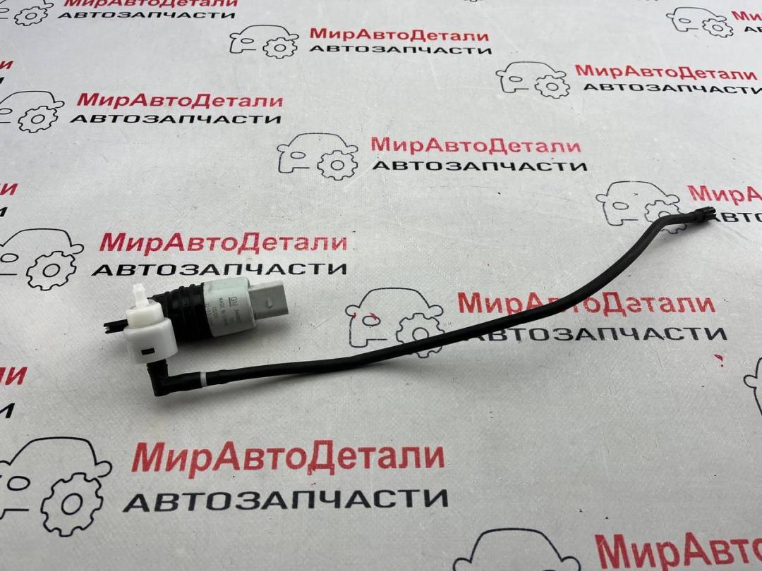 насос (моторчик) омывателя стекла Buick Encore GX 1 поколение 2020, 1.3 л., бензин, АКПП, 84409812 - фото №1